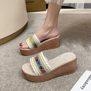 Contrast Cloth Wedge Sandals