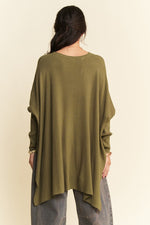 Davi & Dani High-Low Side Slit Batwing Sleeve Top