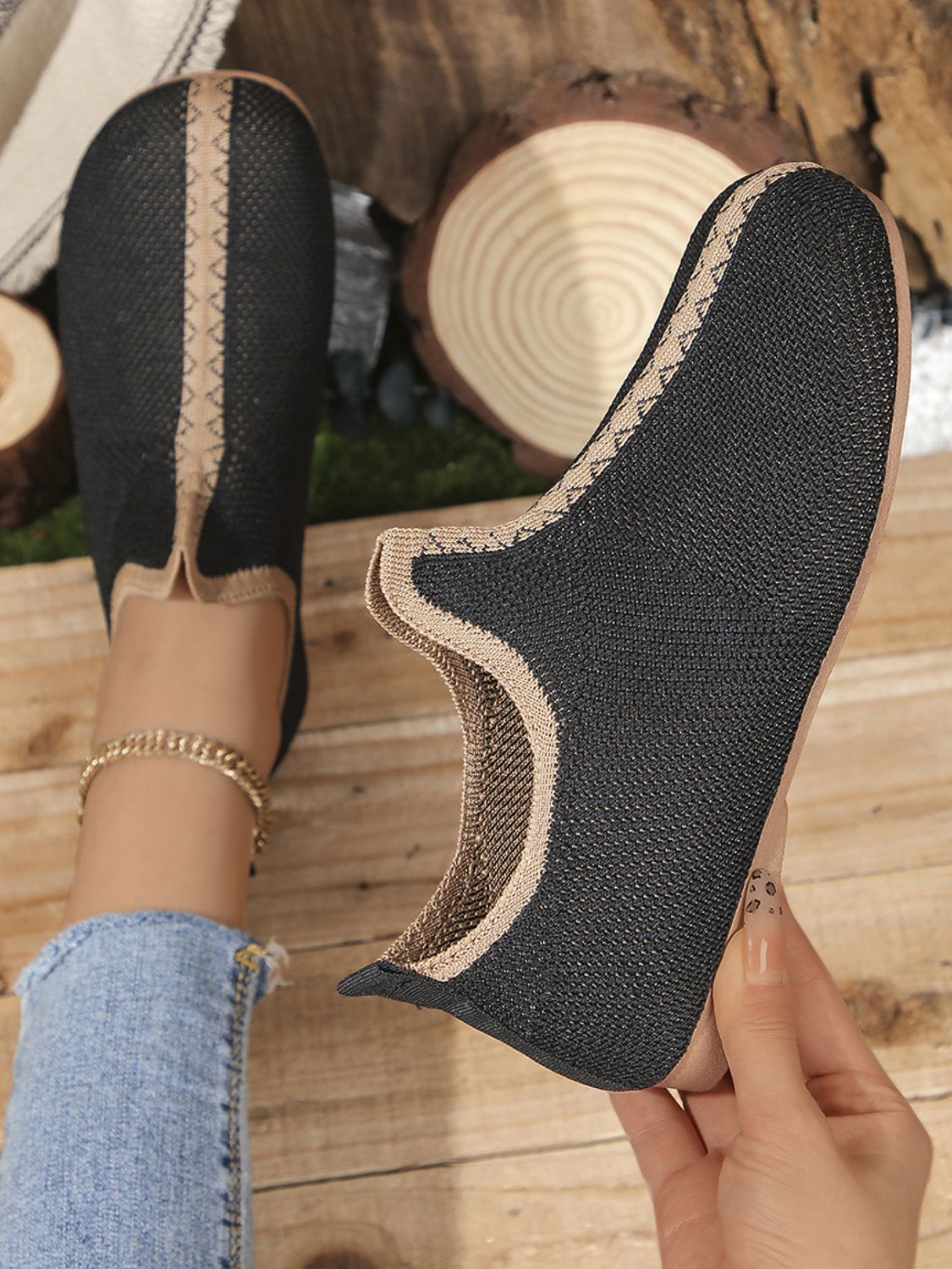 Mesh Round Toe Flat Sneakers