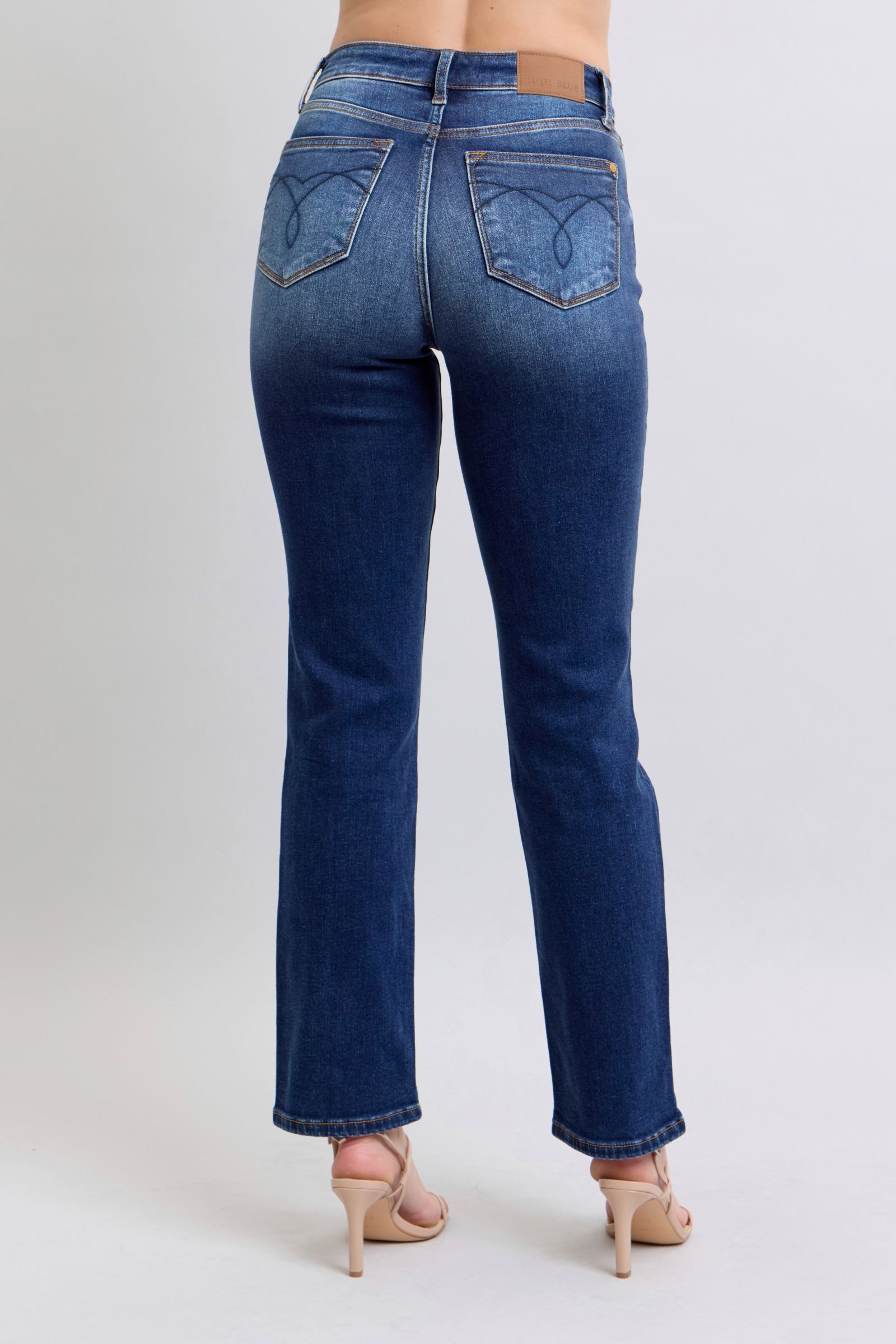 Judy Blue Full Size Washed Straight Leg Jeans with Pockets