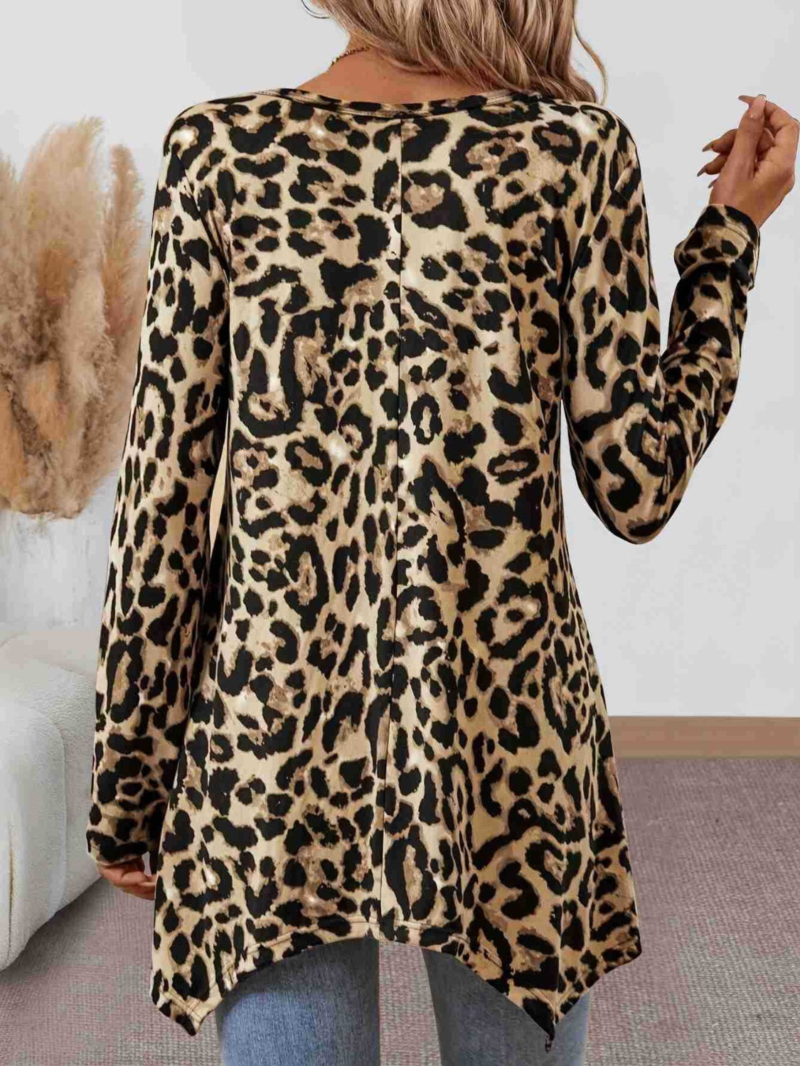 Leopard Round Neck Long Sleeve T-Shirt