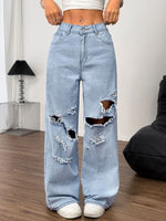 Distressed Wide Leg Jeans with Pockets