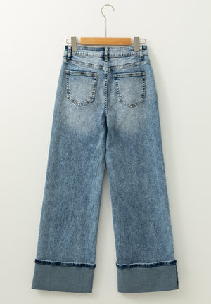 Washed Wide Leg Jeans with Pockets