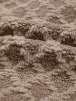 f8170cc3aaab4efaa3c8072f6a1600a7-Max-Origin