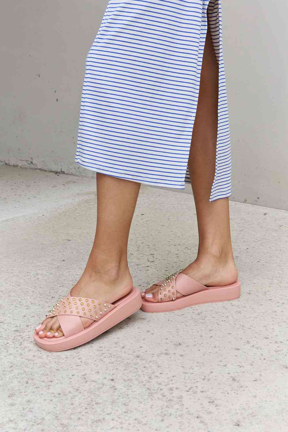 Forever Link Studded Cross Strap Sandals in Blush