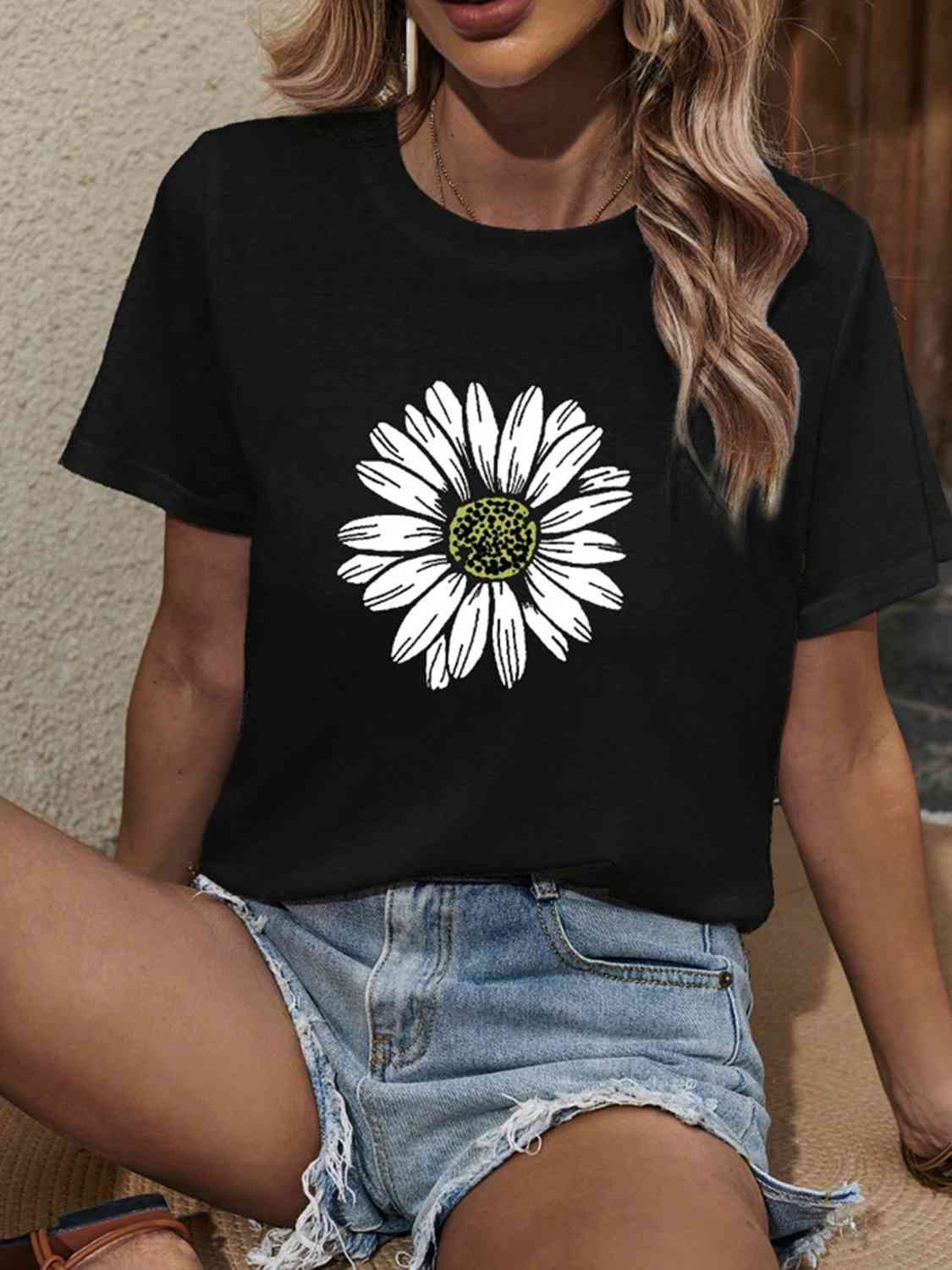 Sunflower Graphic Round Neck T-Shirt